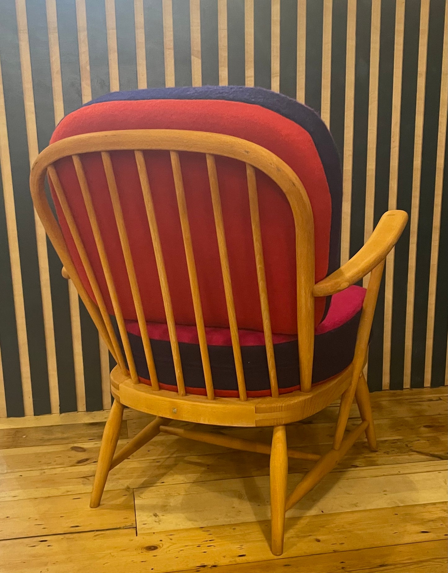 Trio Colour Block - Ercol Windsor 334 Armchair - Blood Pink Bilberry