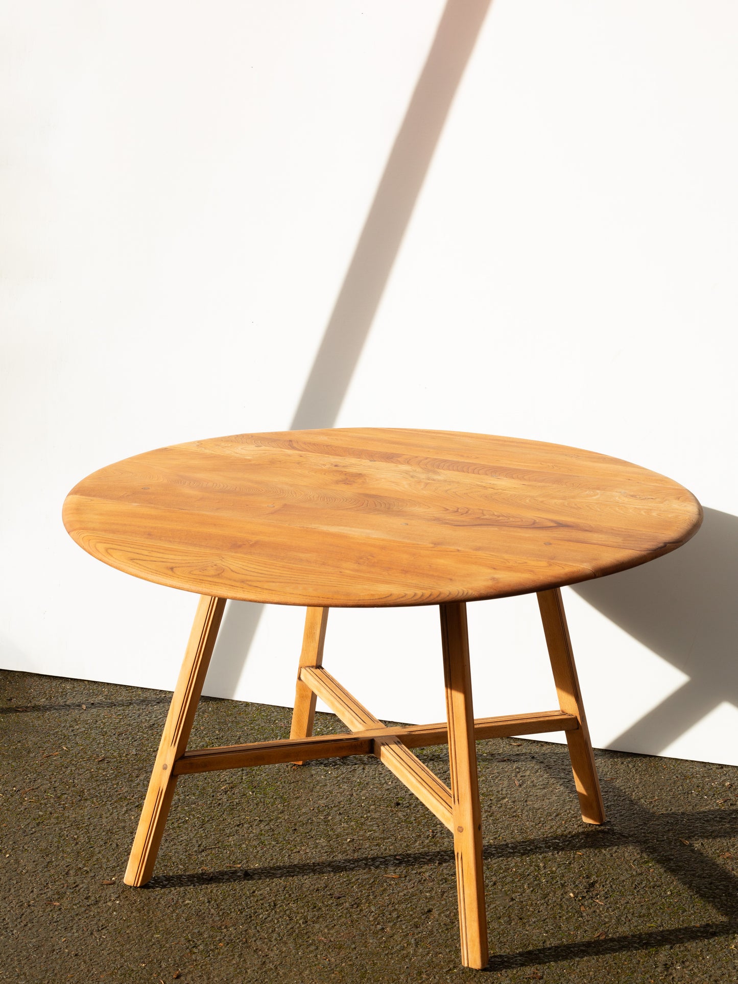 Ercol 377 Drop Leaf Dining Table Old Colonial - Fully Restored - Round