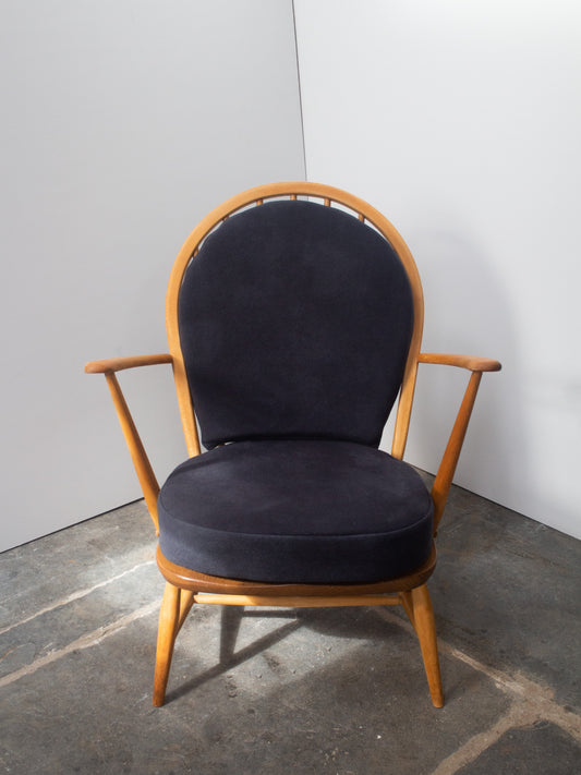 Ercol Windsor Blonde 305 Tub Chair