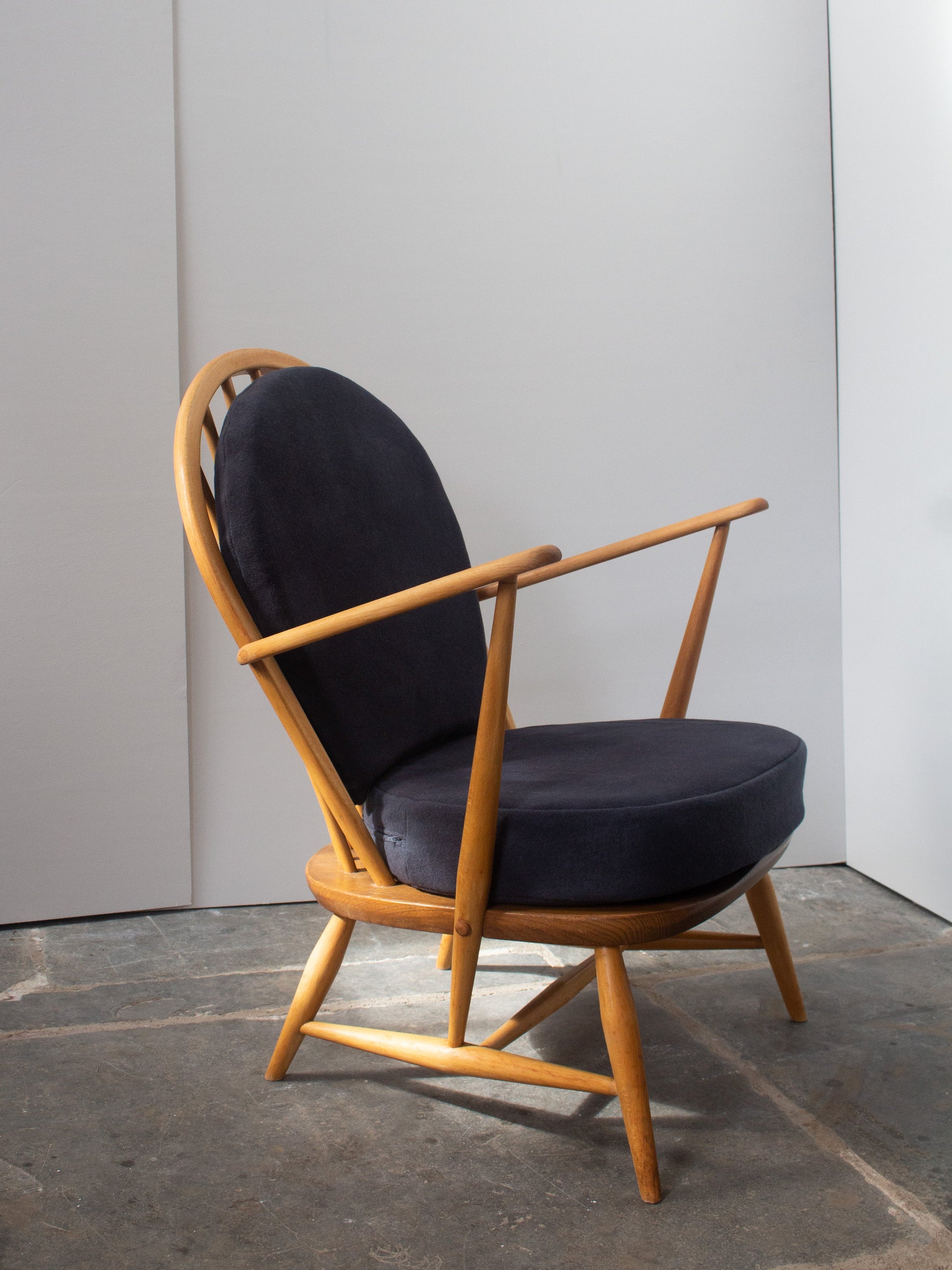 Ercol Windsor Blonde 305 Tub Chair