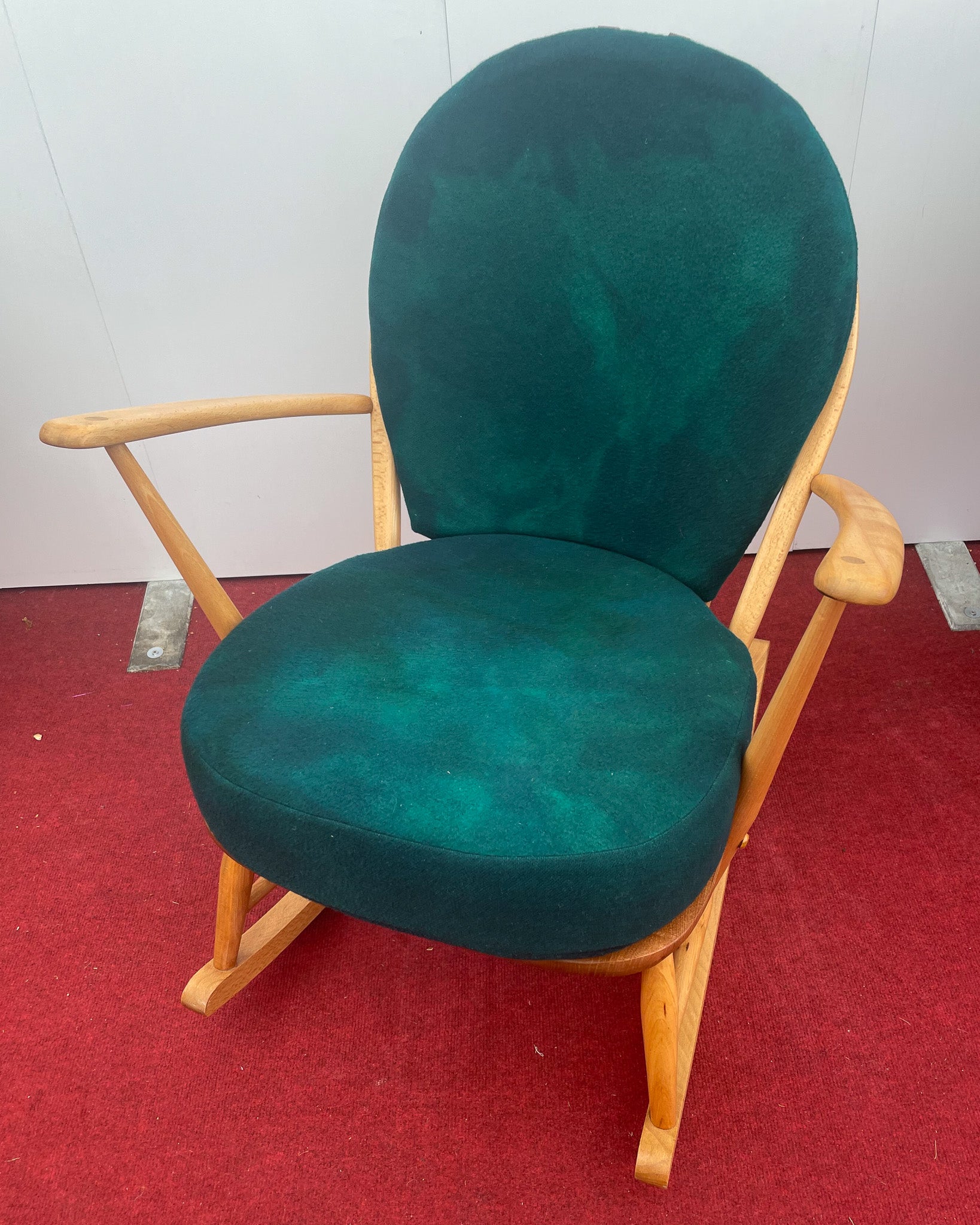 Ercol_Windsor_Blonde_405_Rocking_Chair