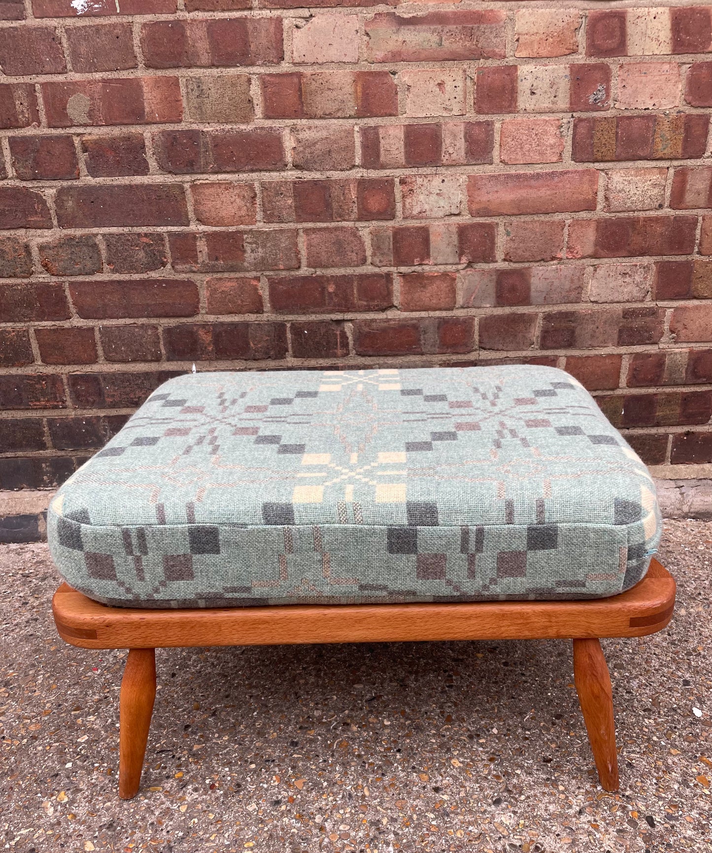 Melin Tregwynt - Vintage Star - Welsh Tapestry - Ercol Windsor 341 Footstool