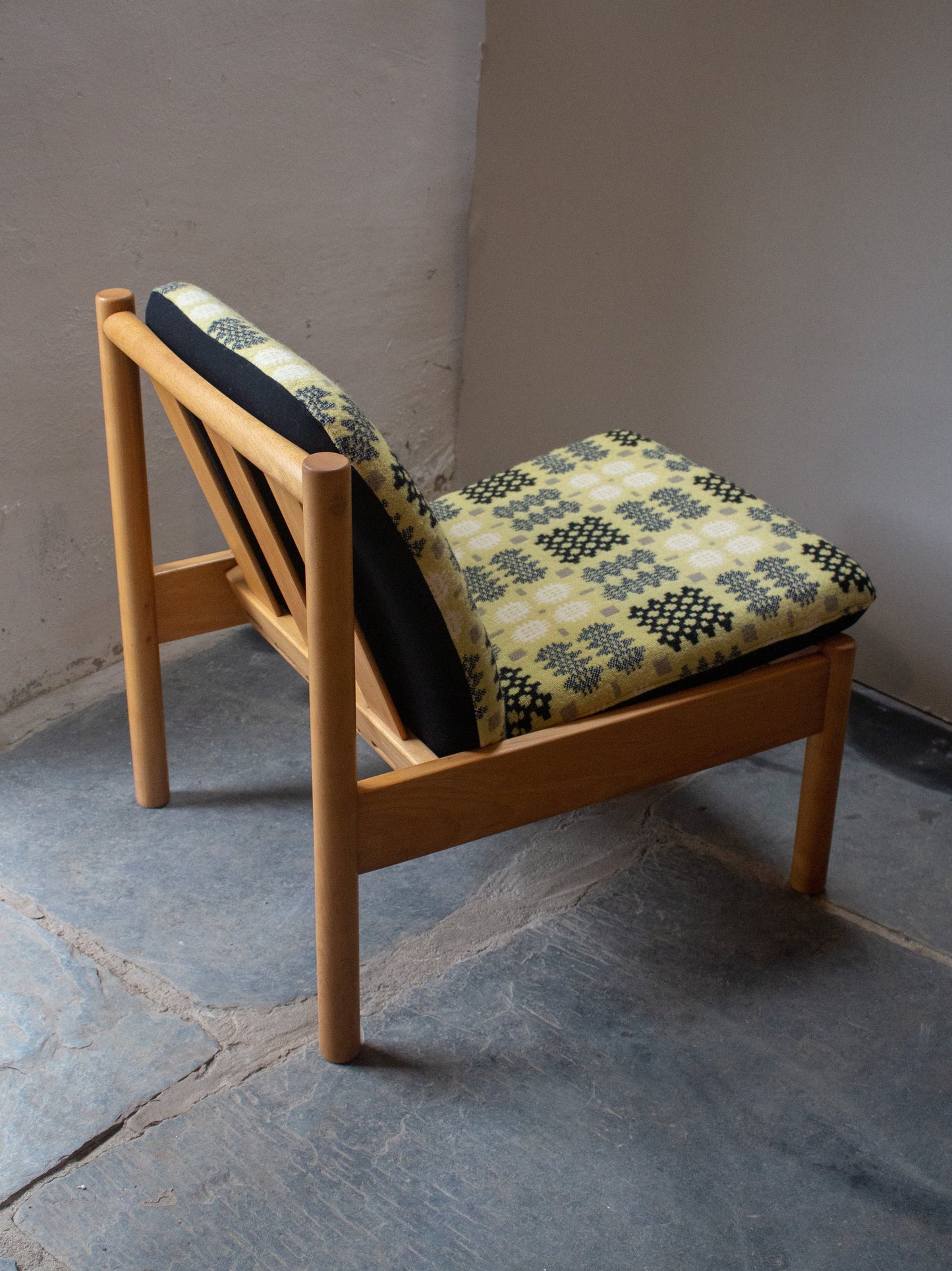 Ercol Blonde 747 Lounge Chair - Yellow/Black Welsh Tapestry