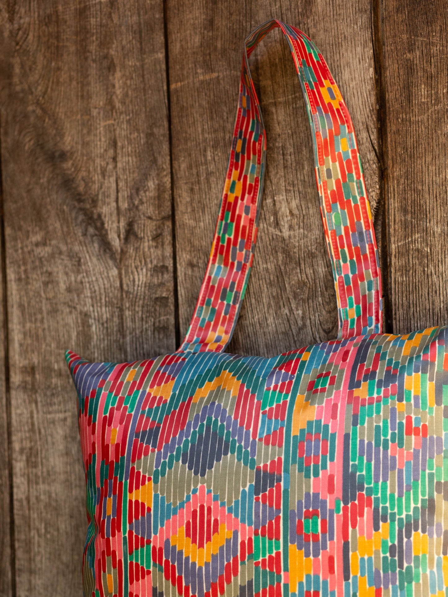 Cushion with handle - Oilcloth - Stripe/Pink