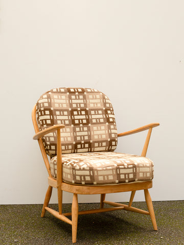 Ercol 334 Easy Armchair - Fully Restored - Welsh Tapestry Wool Covers - Cream/Brown