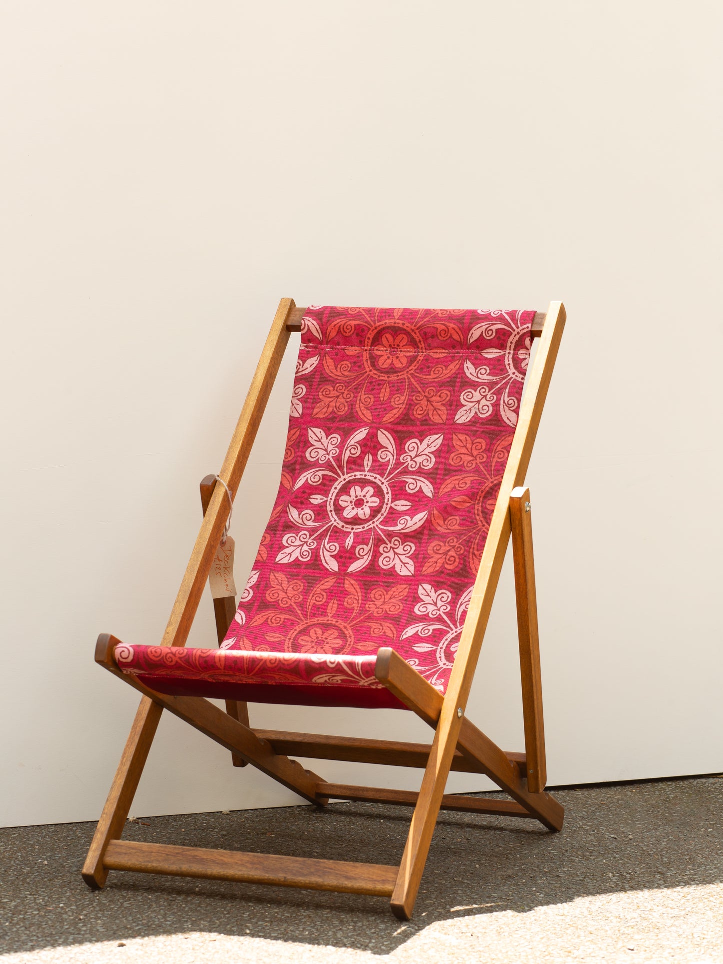 Deckchair - 1970s geo/floral print - Pink/Red