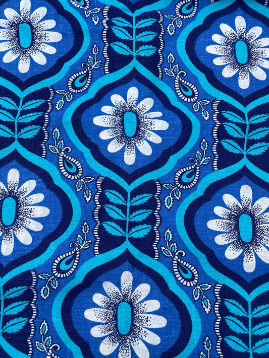 Wooden deckchair - 1970's Daisy vintage floral pattern blues 