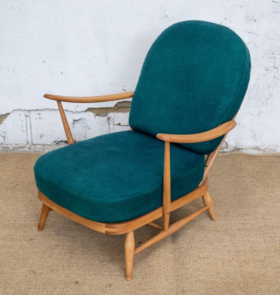 Ercol Windsor 203 Armchair - Bottle Green Wool Covers