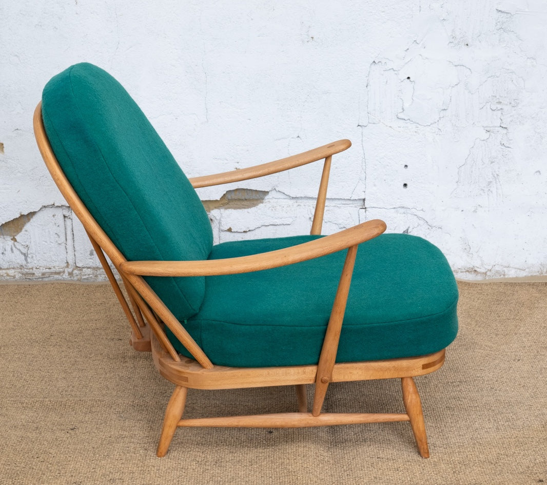 Ercol Windsor 203 Armchair - Emerald Green Wool Covers