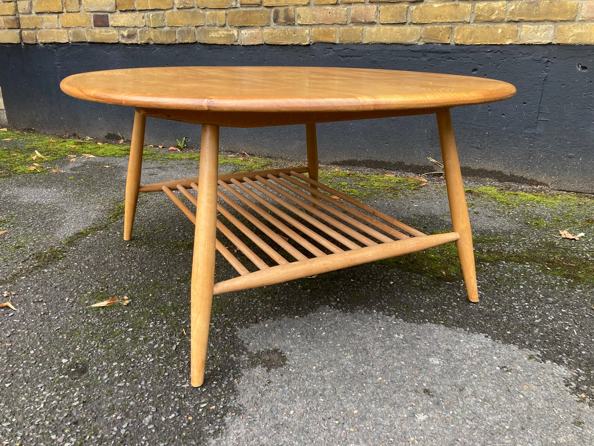 Ercol 454 Windsor Coffee Table with Magazine rack - Fully Restored - Oval