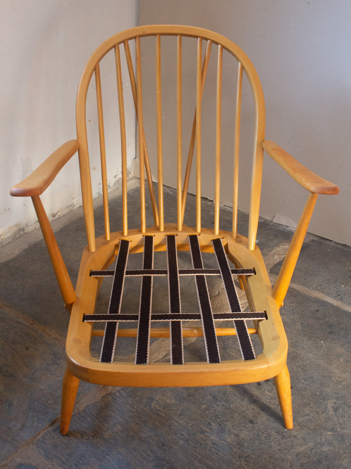 Ercol_Windsor_203_Armchair_341 Fully Restored