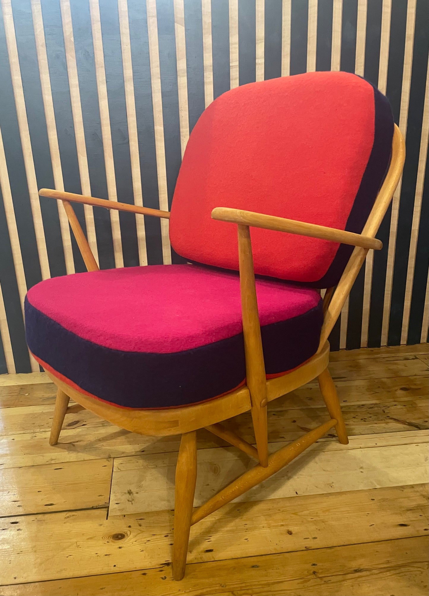 Trio Colour Block - Ercol Windsor 334 Armchair - Blood Pink Bilberry