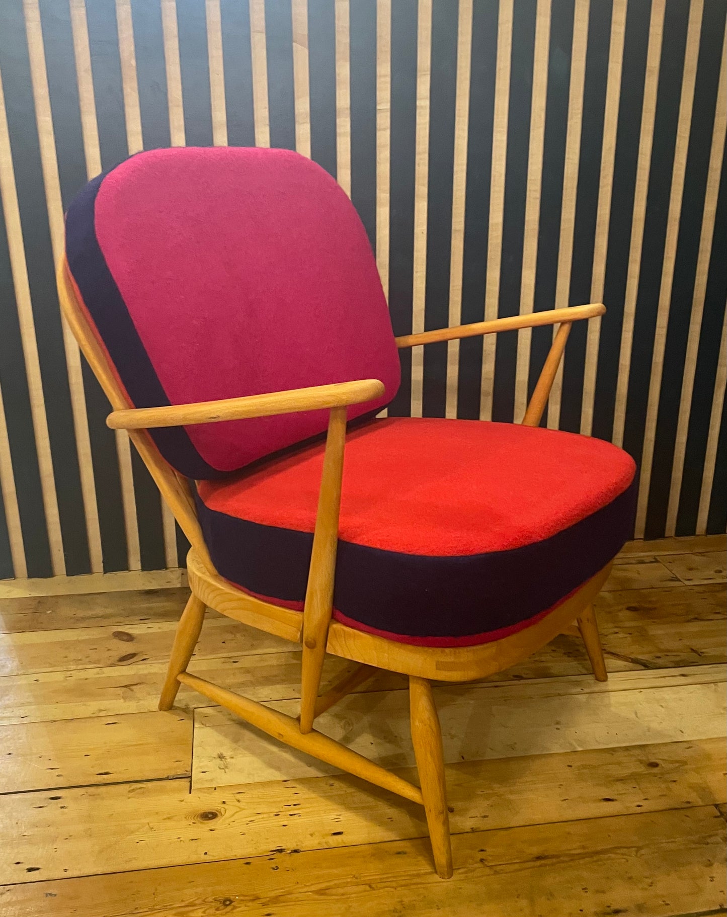 Trio Colour Block - Ercol Windsor 334 Armchair - Blood Pink Bilberry