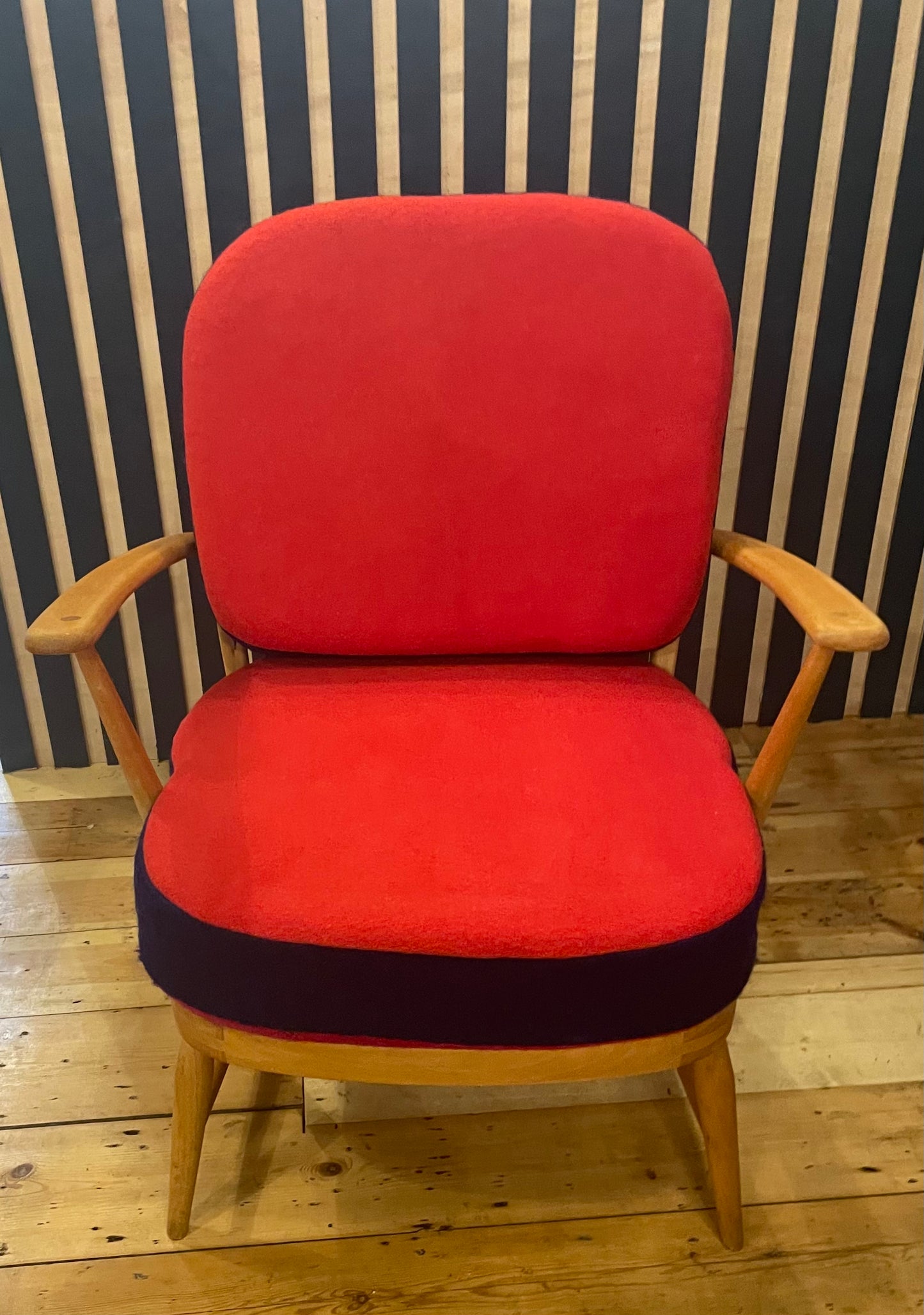 Trio Colour Block - Ercol Windsor 334 Armchair - Blood Pink Bilberry