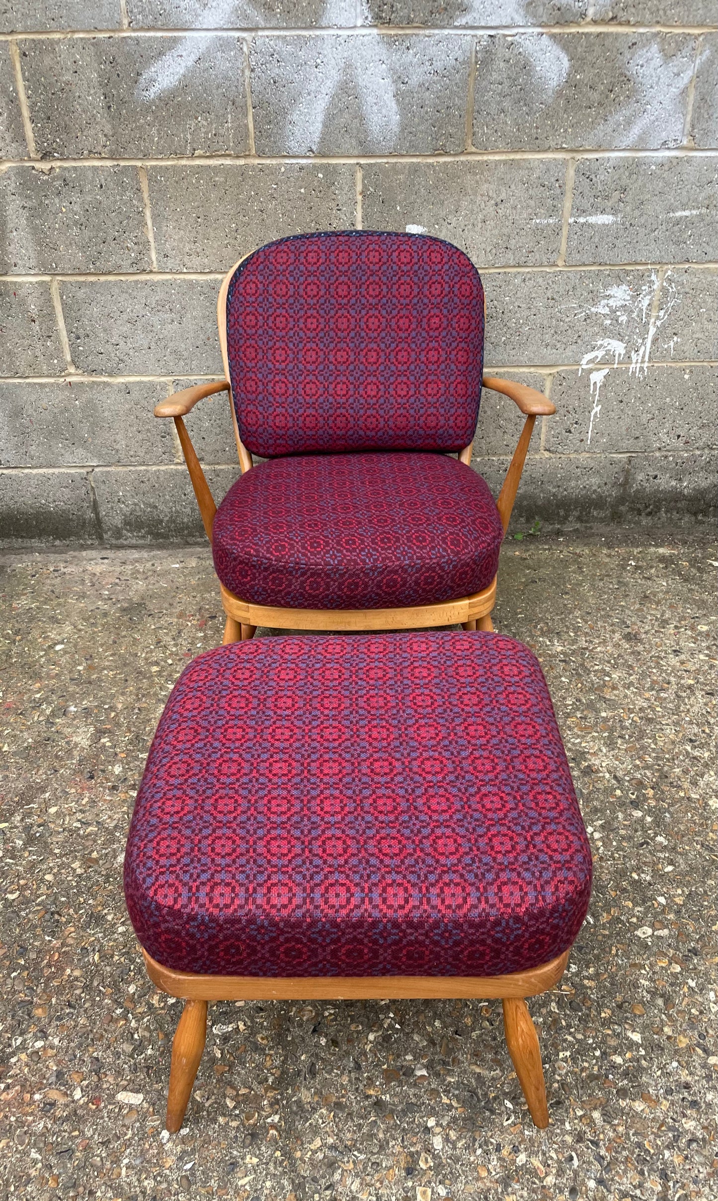Melin Tregwynt 'Vintage Rose' Berry/Bilberry Combo Welsh Tapestry - Ercol Windsor 334 Armchair