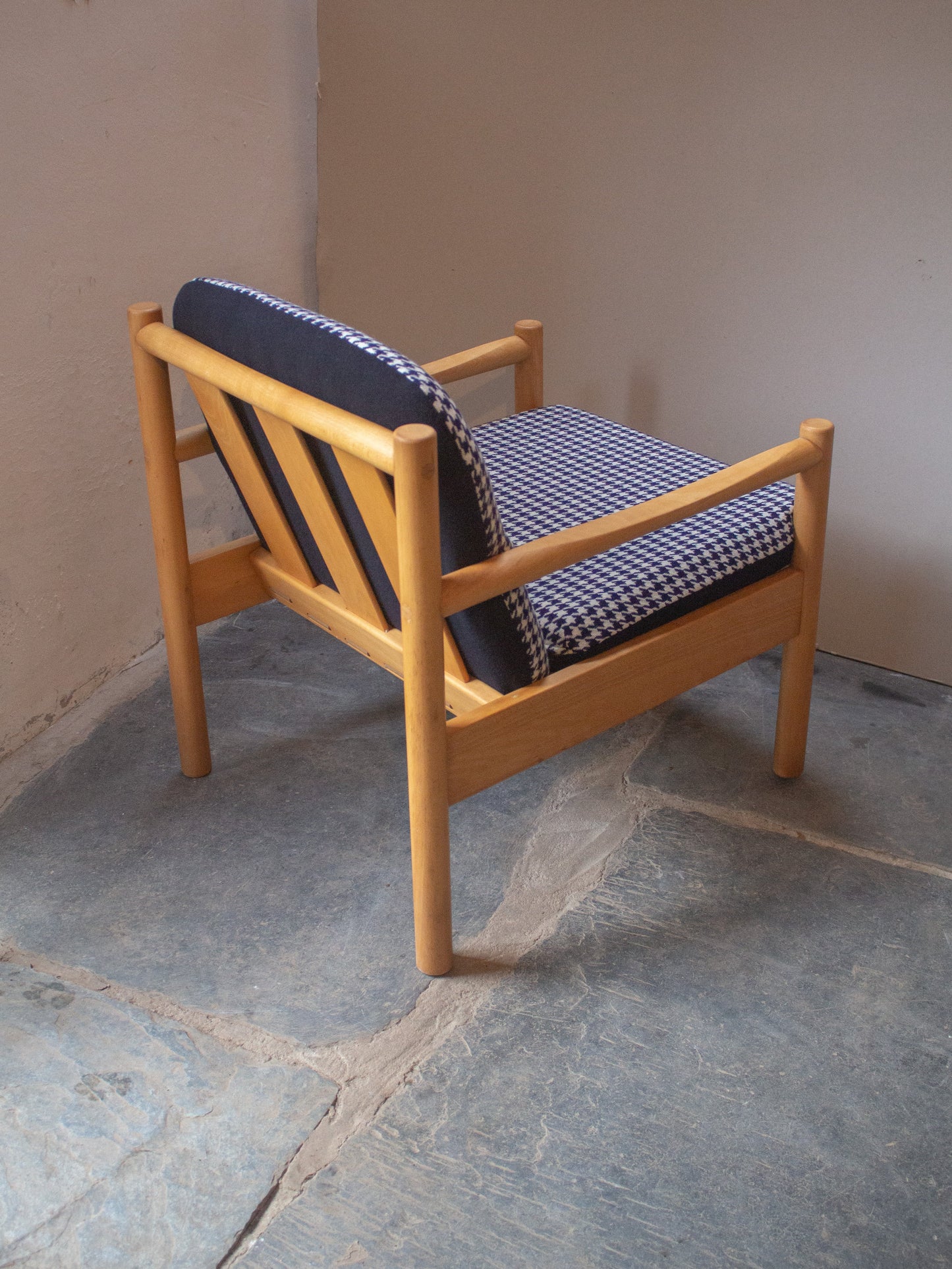 Ercol Modular 749 Lounge Chair - Fully Restored - Blue/White Houndstooth