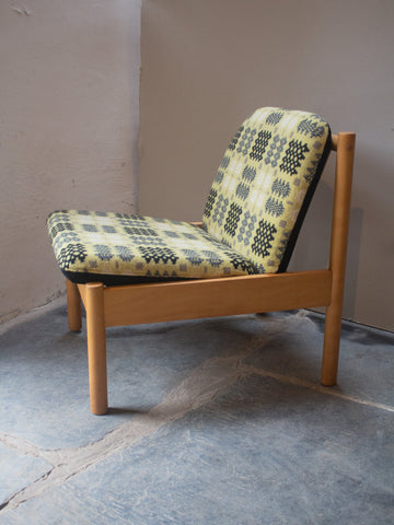 Ercol Blonde 747 Lounge Chair - Yellow/Black Welsh Tapestry