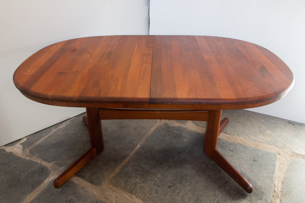 Solid Wood Oval Teak Extending Dining Table