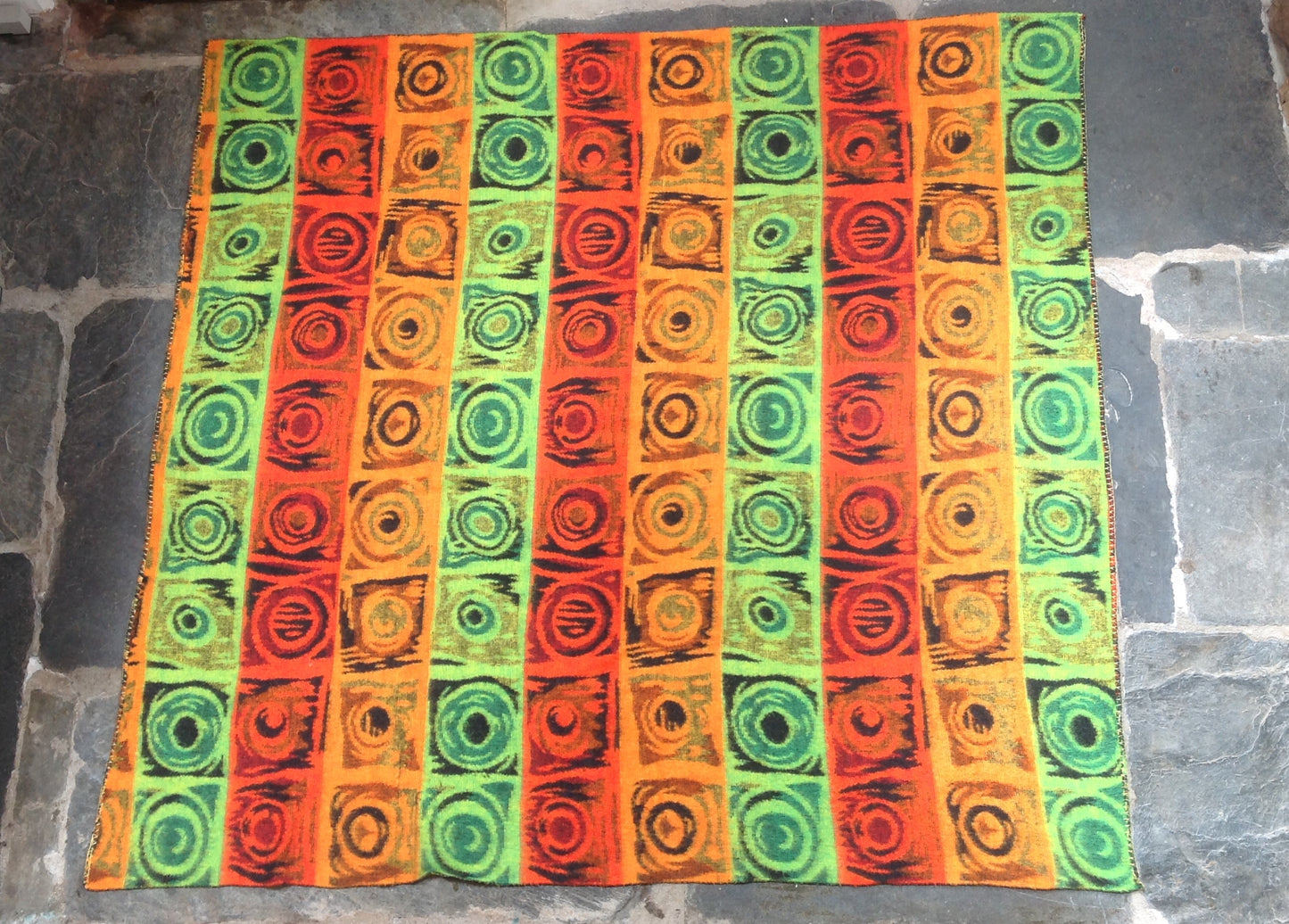 1960's Geometric Swirl Pattern Blanket - Double