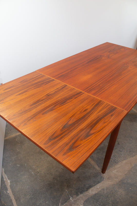 1960s Teak Extending Dining Table